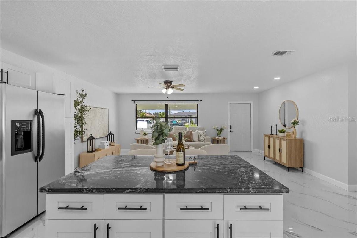 Image 9 of 28 For 6370 Elmhurst Drive