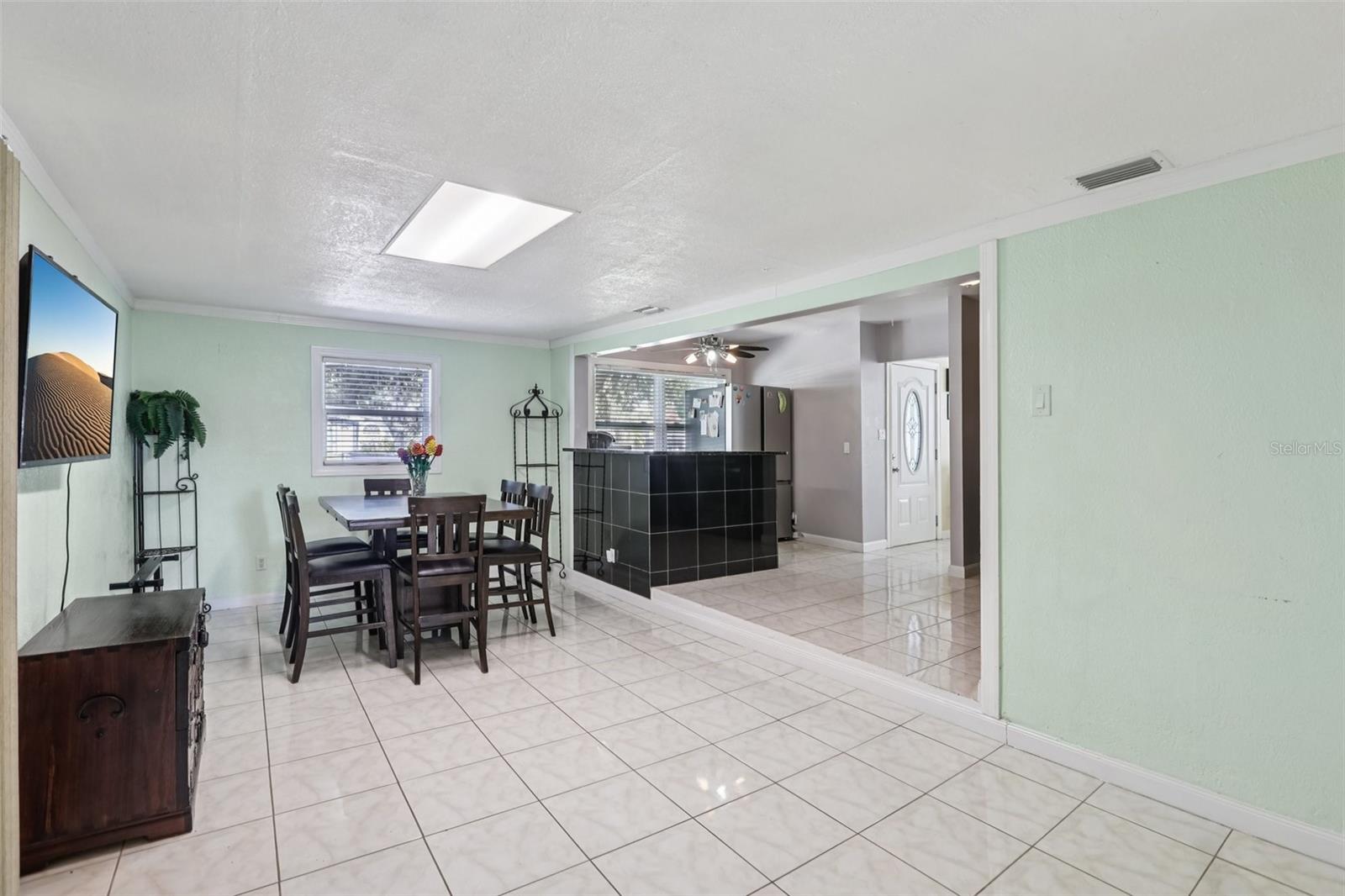 Image 19 of 28 For 109 Emerald Lane