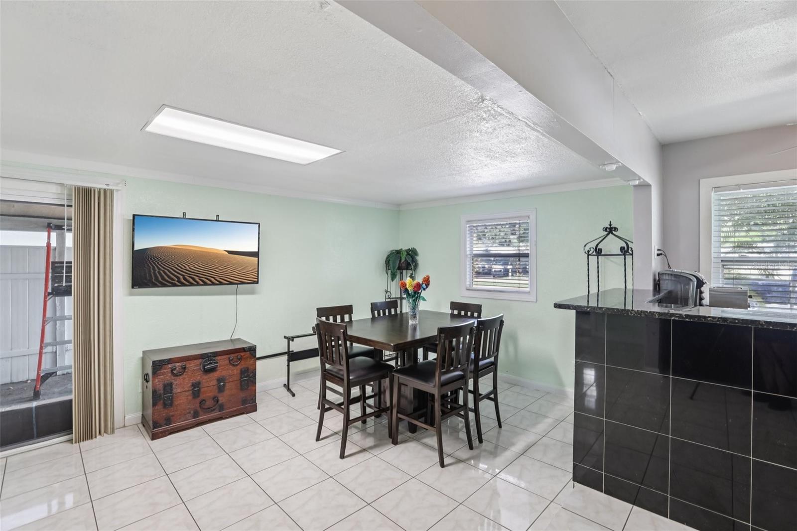 Image 4 of 28 For 109 Emerald Lane
