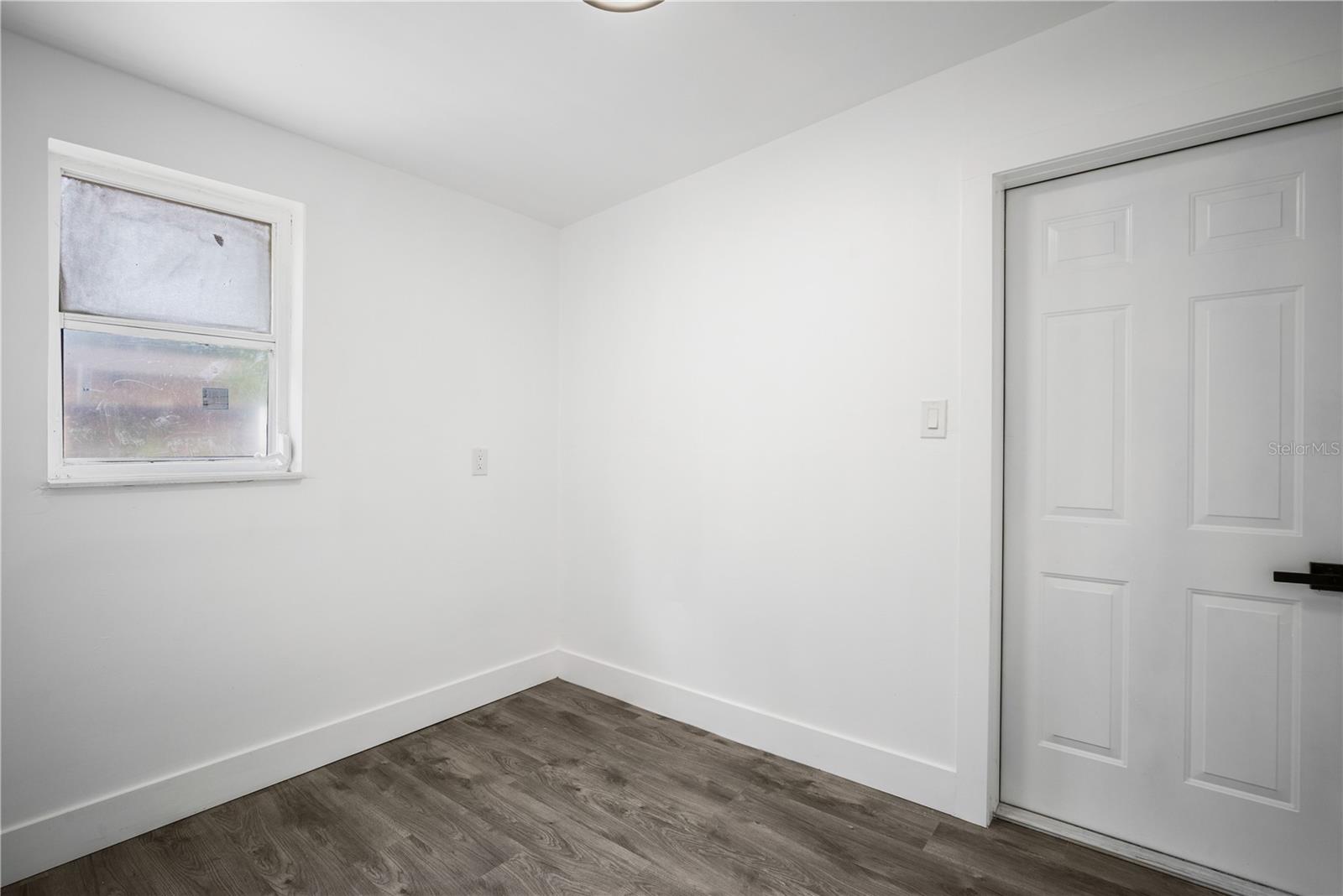 Image 13 of 23 For 1903 Diana Street