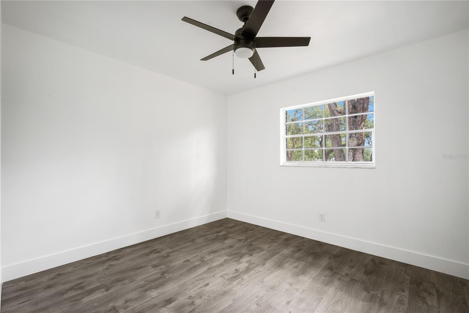 Image 15 of 23 For 1903 Diana Street