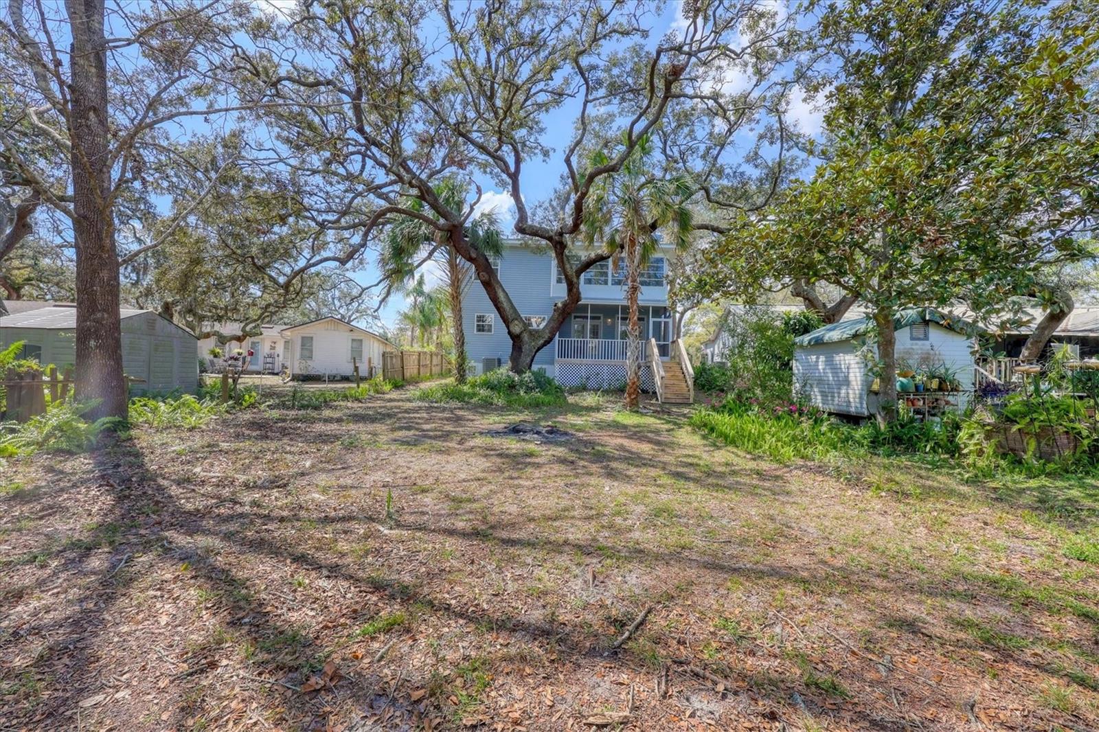 Image 10 of 48 For 12227 Noreast Lake Drive
