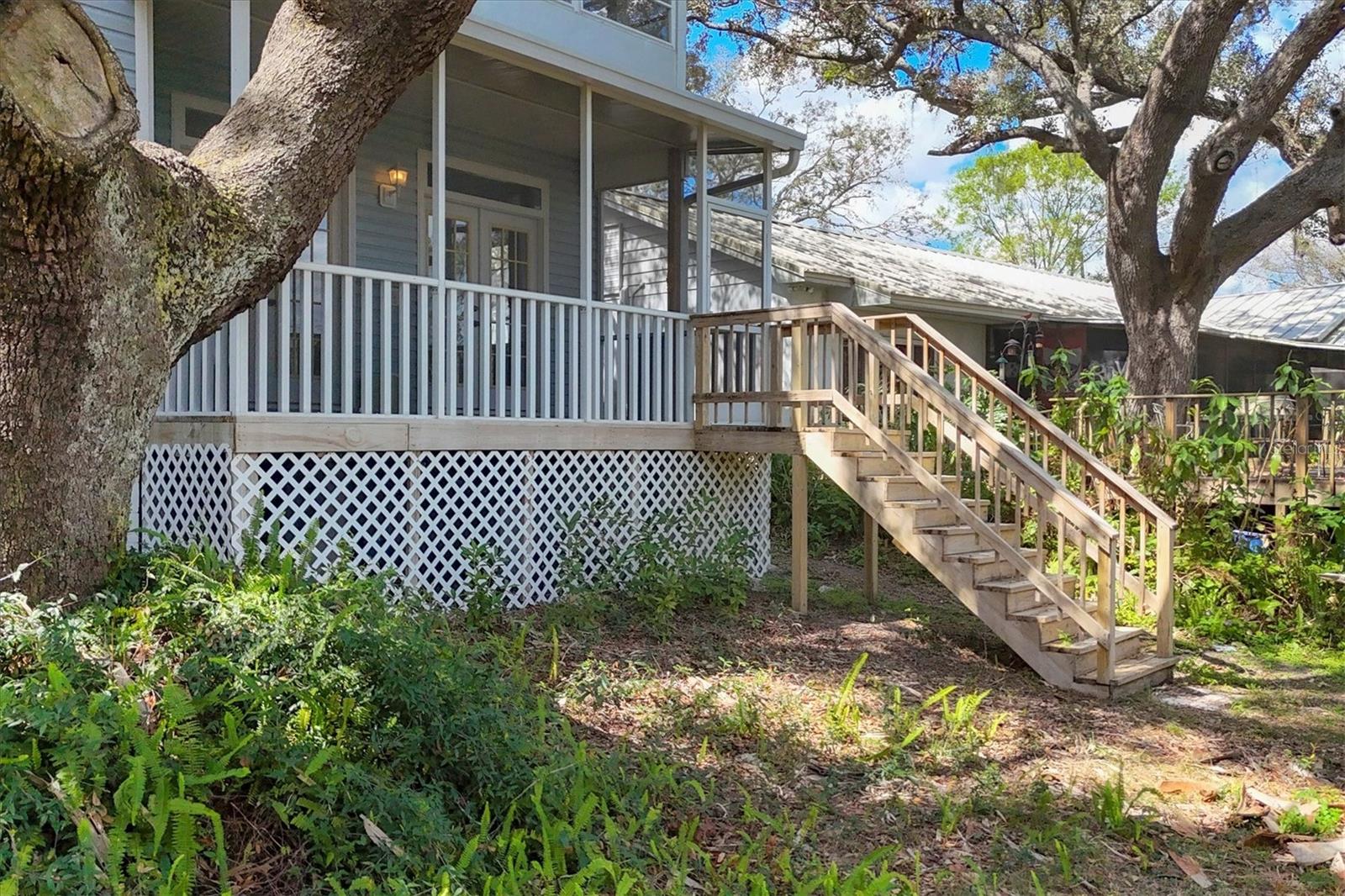Image 12 of 48 For 12227 Noreast Lake Drive
