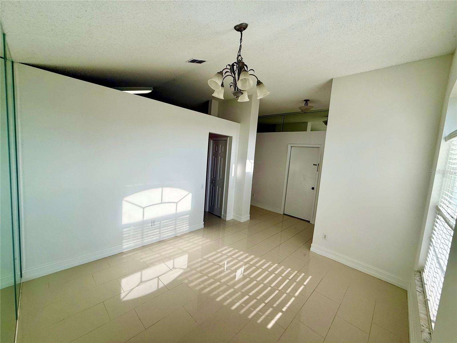 Image 5 of 39 For 9614 Long Meadow Drive