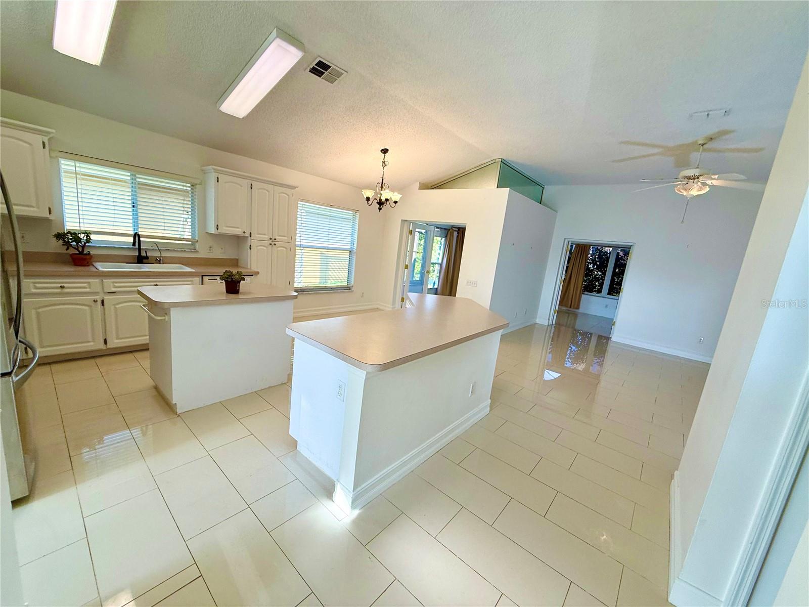 Image 6 of 39 For 9614 Long Meadow Drive