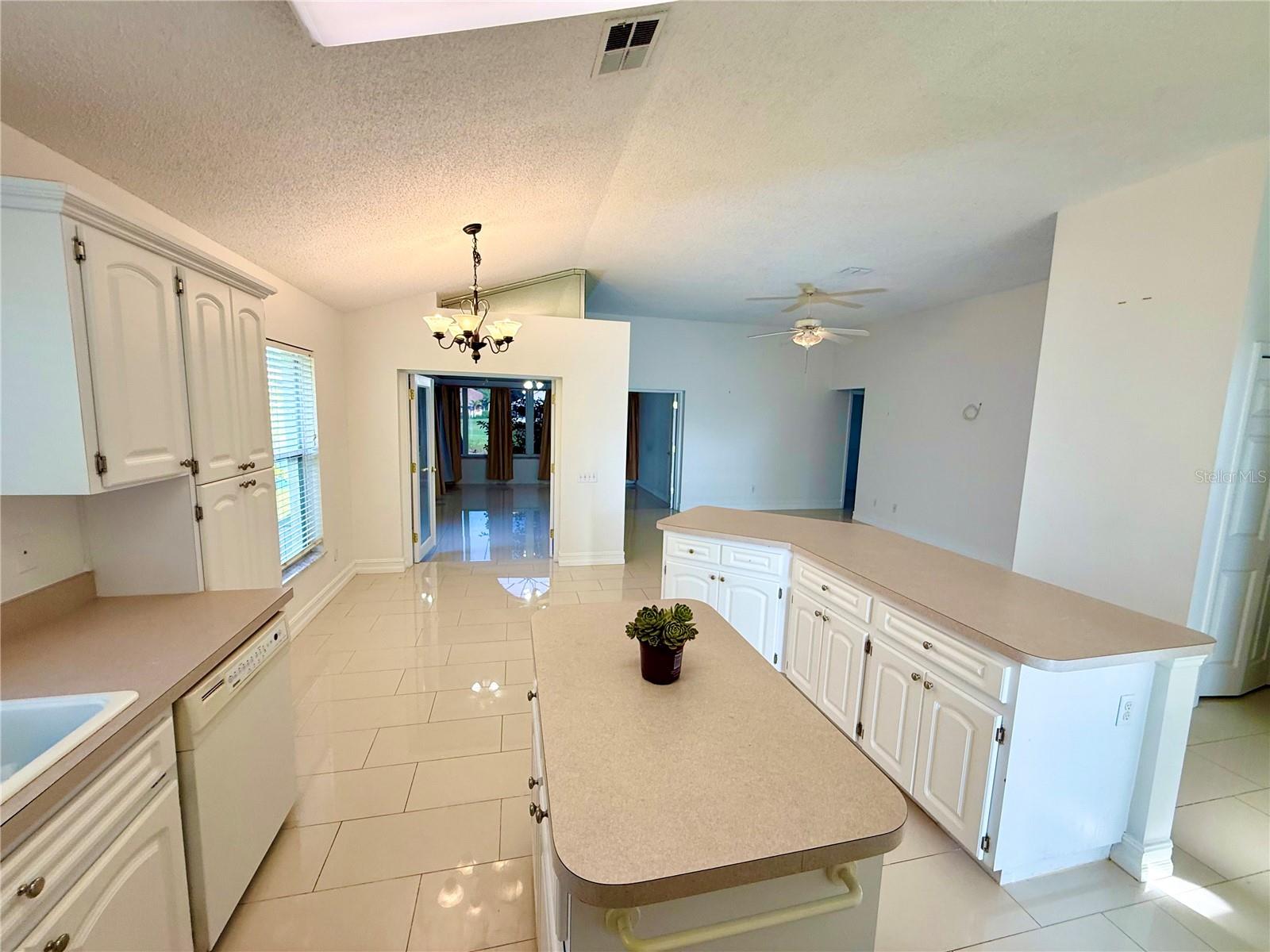Image 9 of 39 For 9614 Long Meadow Drive