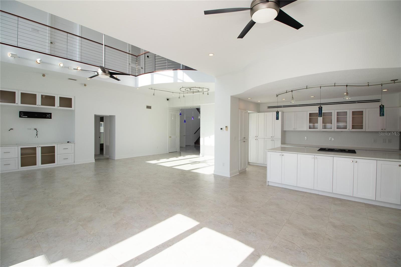 Image 17 of 100 For 17011 Dolphin Drive