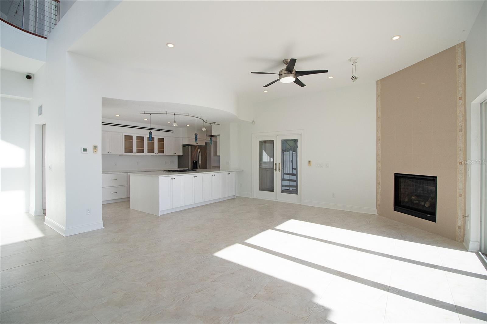 Image 21 of 100 For 17011 Dolphin Drive