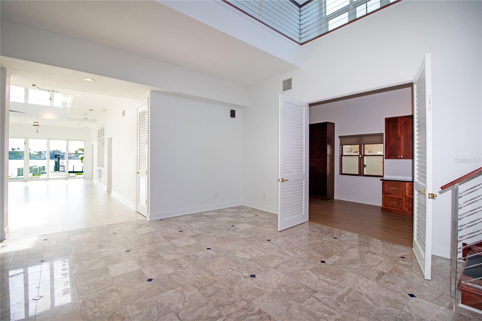Image 33 of 100 For 17011 Dolphin Drive