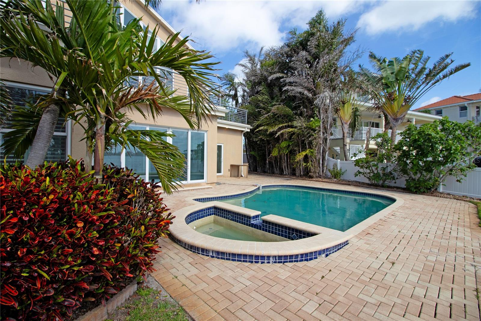 Image 95 of 100 For 17011 Dolphin Drive