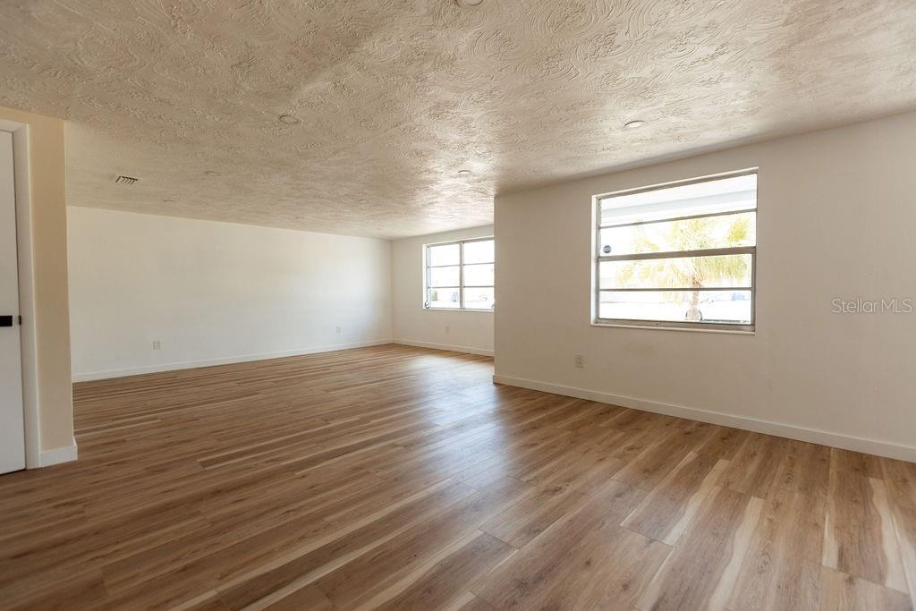 Image 40 of 51 For 3530 Umber Road