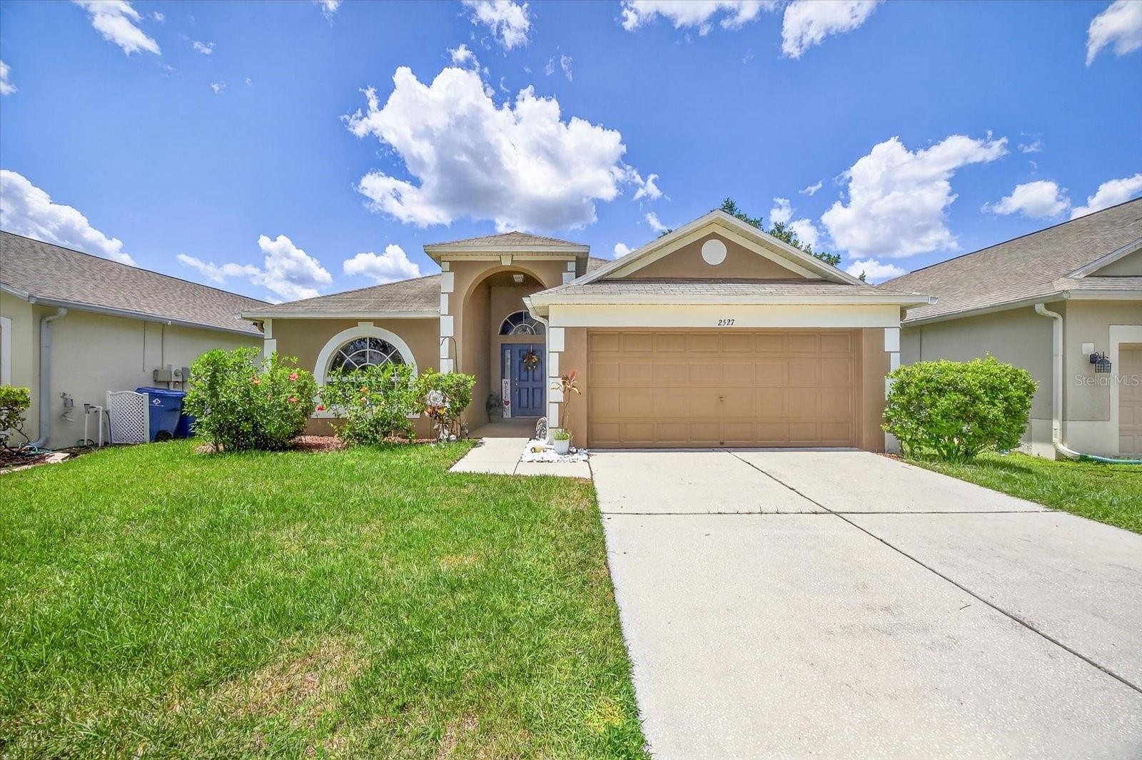 Details for 2527 Butterfly Landing Drive, LAND O LAKES, FL 34638