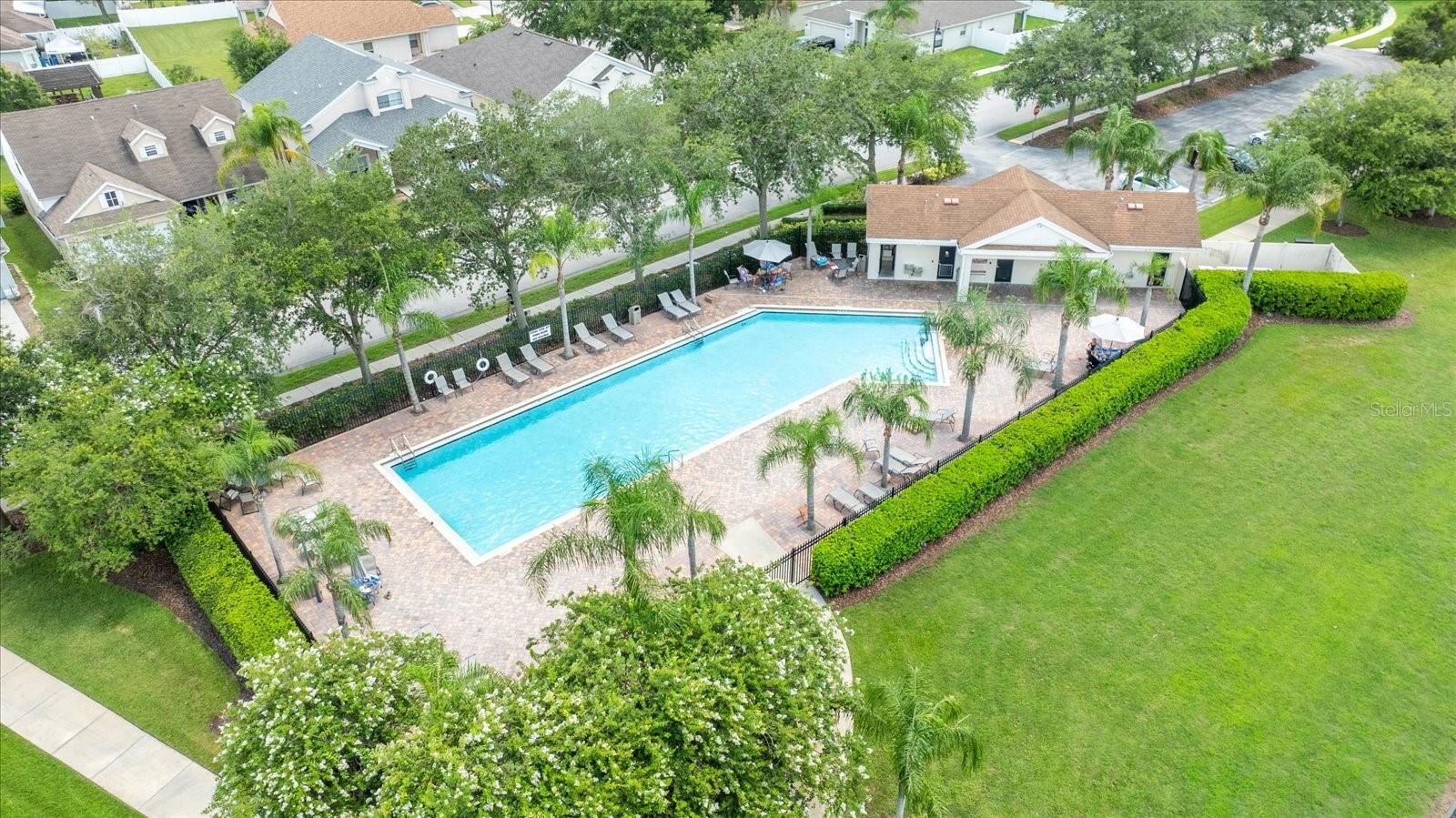 Listing photo id 34 for 2527 Butterfly Landing Drive
