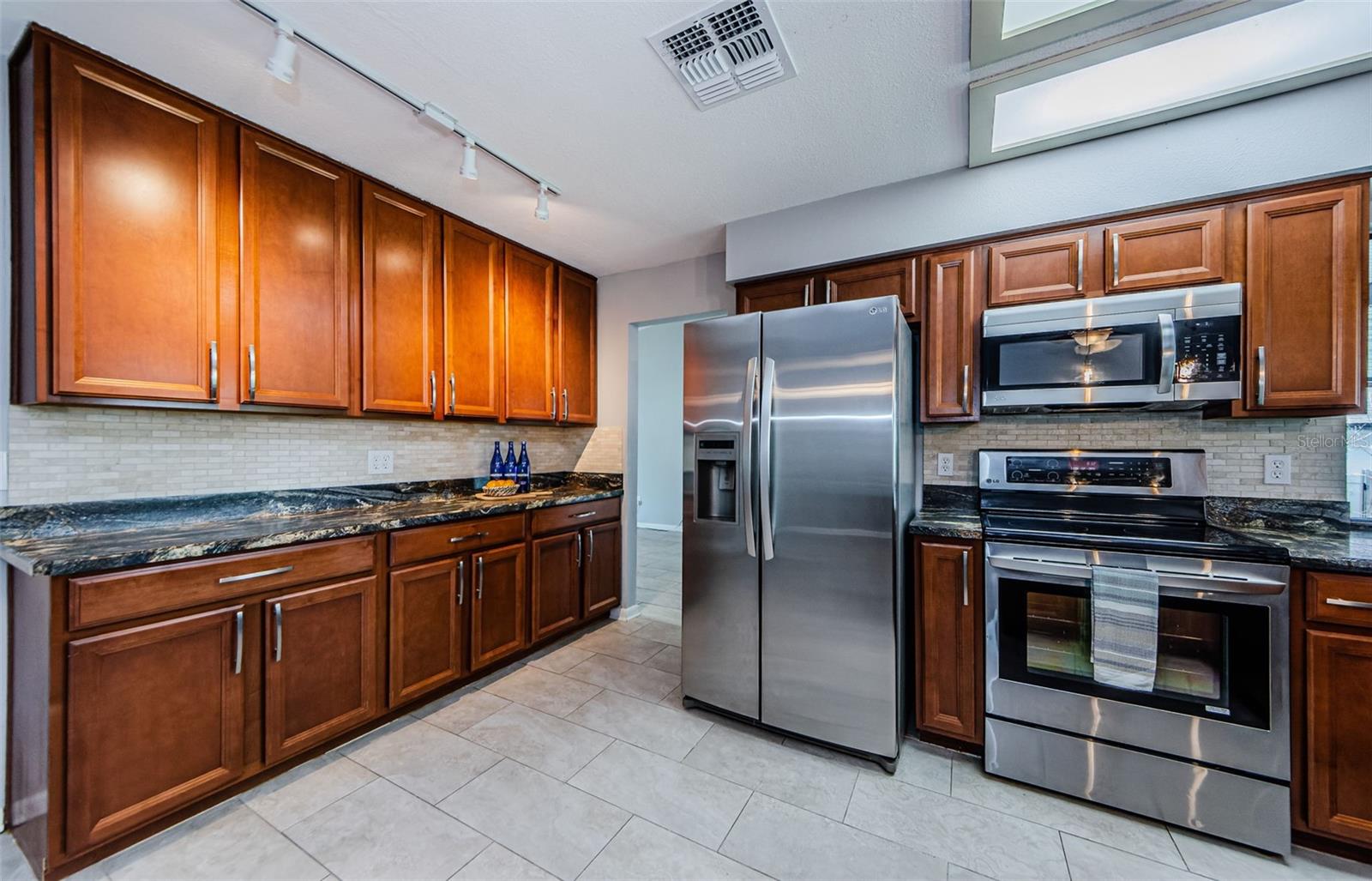 Image 12 of 45 For 2609 Sunnyside Circle
