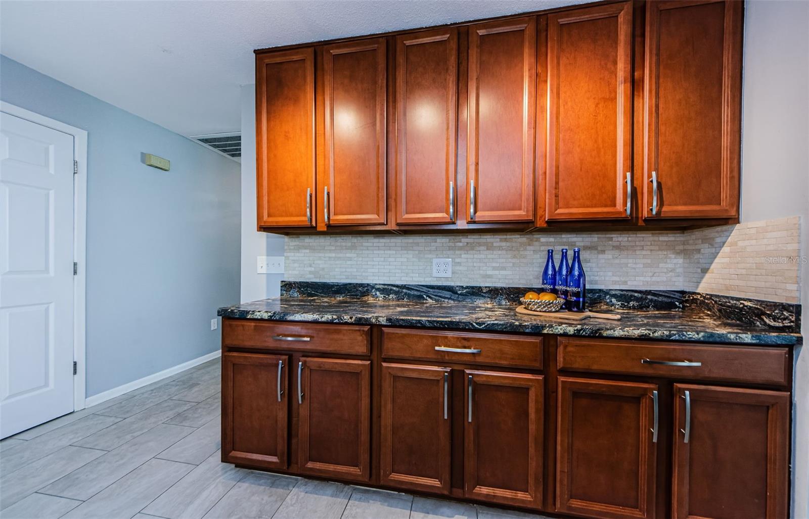 Image 16 of 45 For 2609 Sunnyside Circle