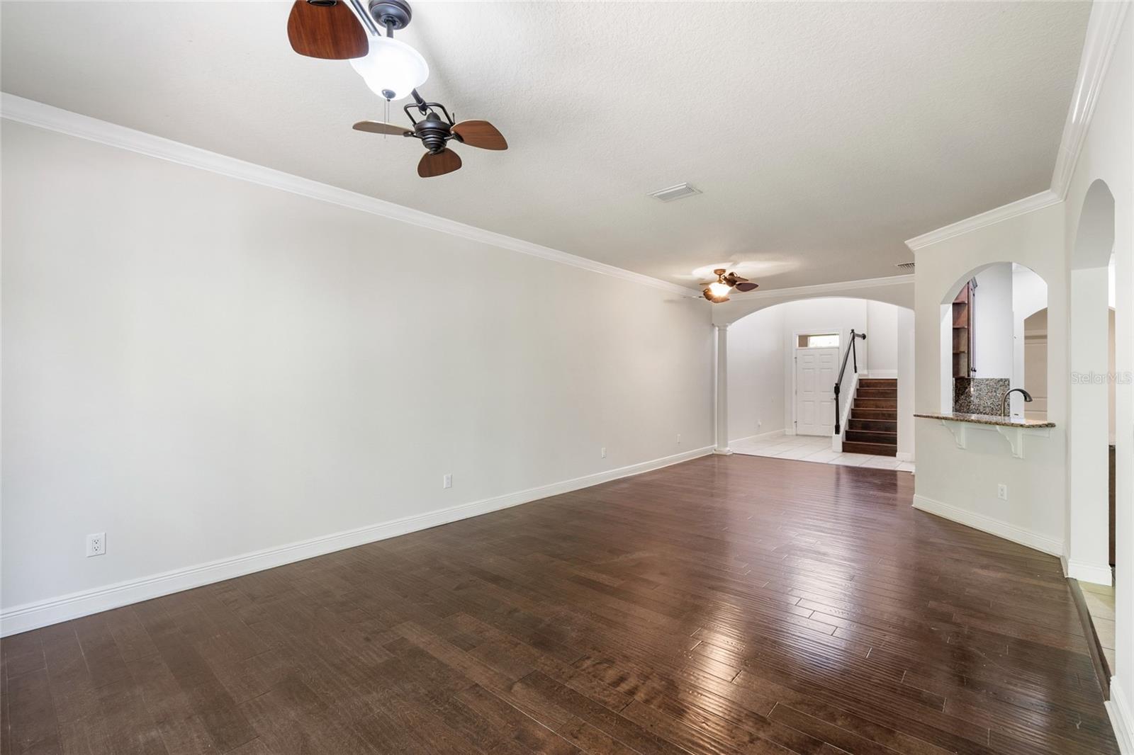 Listing photo id 8 for 4920 Anniston Circle