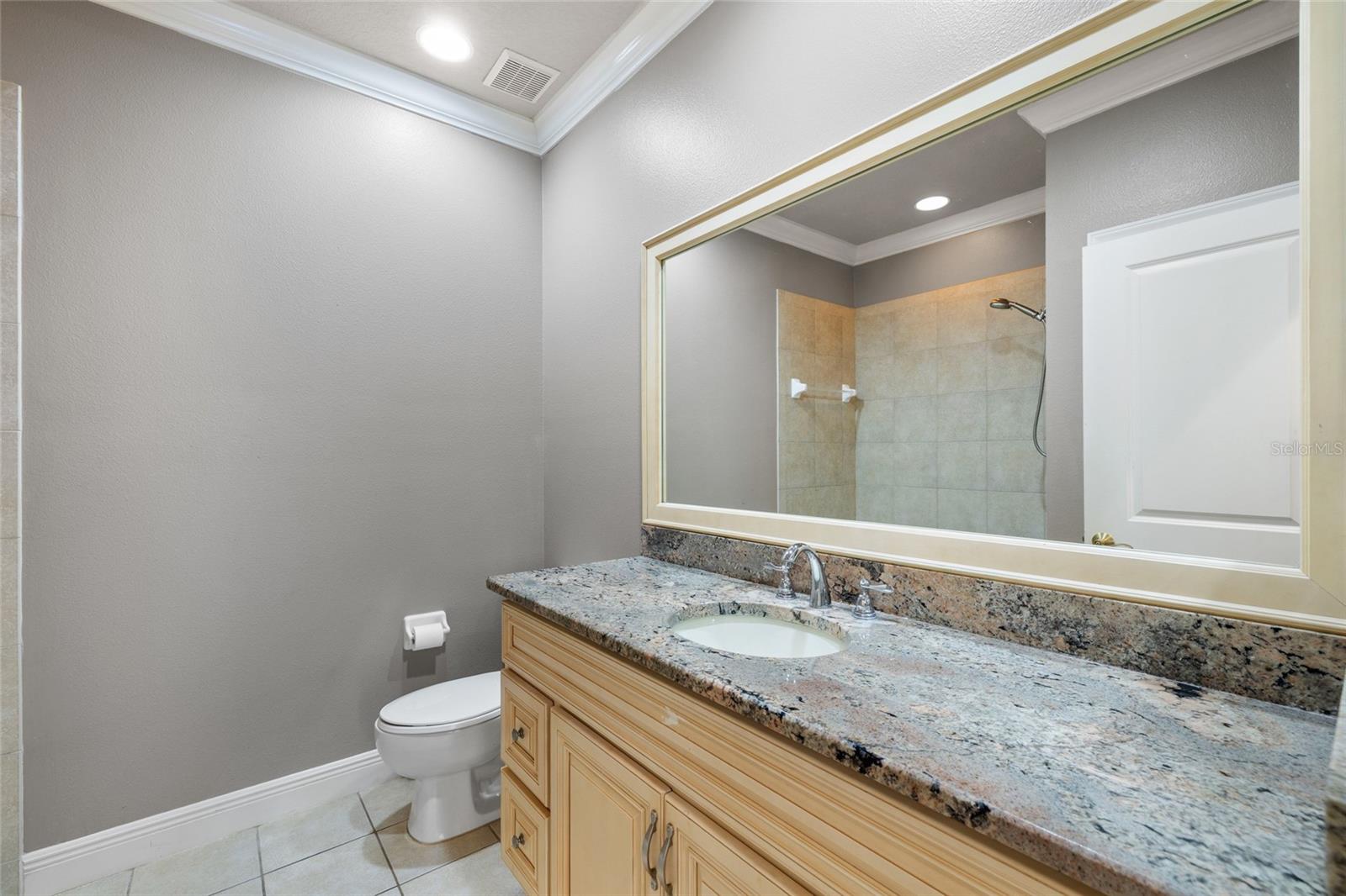 Listing photo id 27 for 4920 Anniston Circle