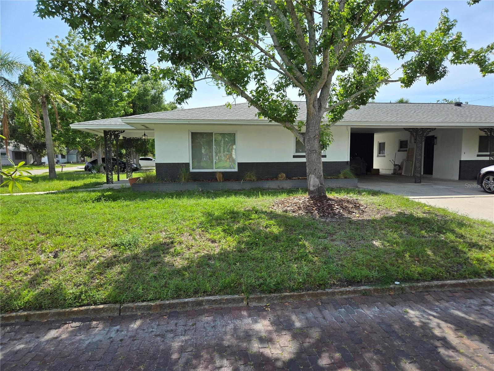 Image 2 of 9 For 5601 Tangerine Avenue S