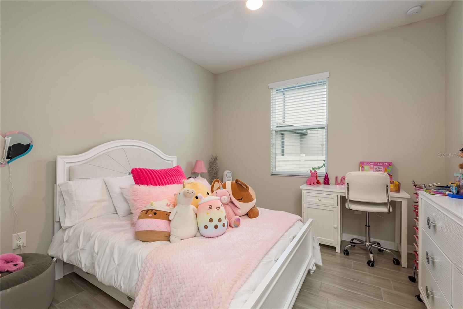 Listing photo id 21 for 12451 Nouveau Avenue