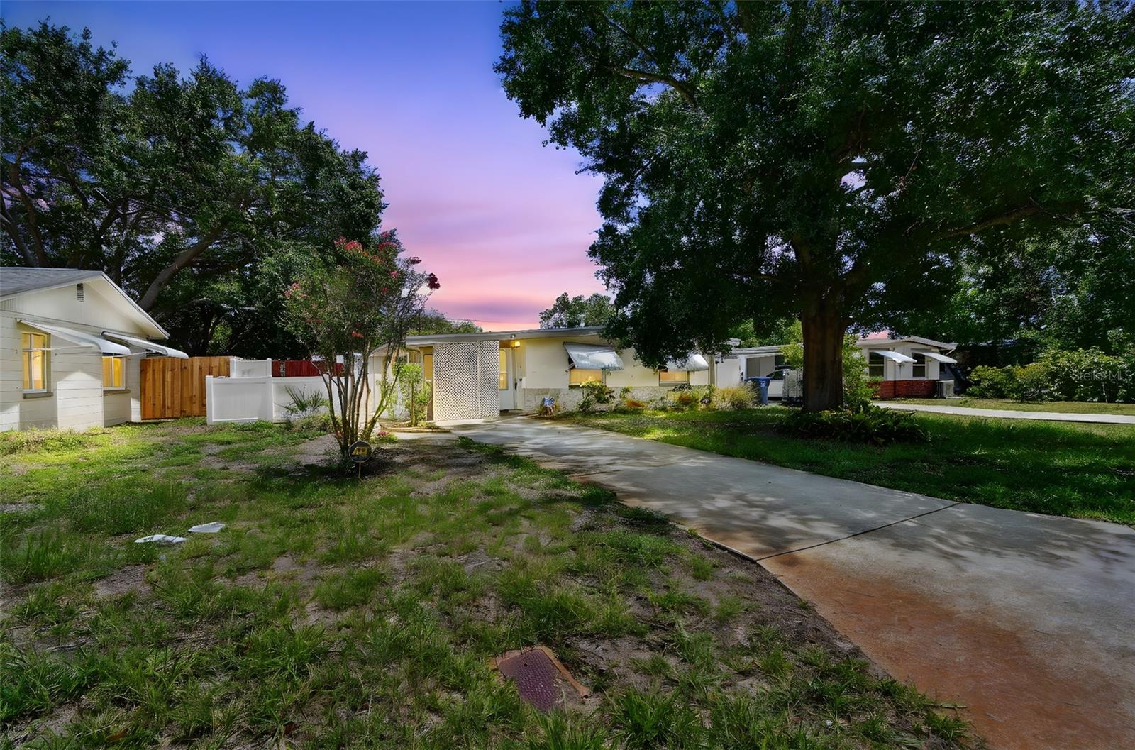 Details for 516 Northmoor Avenue N, ST PETERSBURG, FL 33702