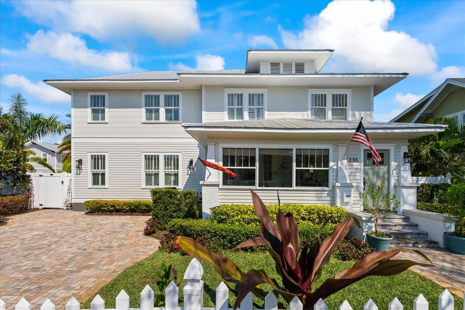 Details for 235 10th Avenue Ne, ST PETERSBURG, FL 33701