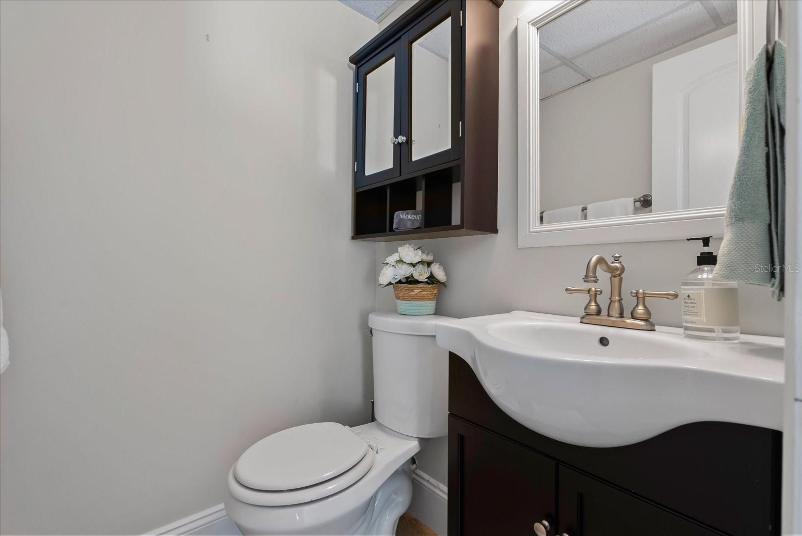 Image 42 of 64 For 235 10th Avenue Ne