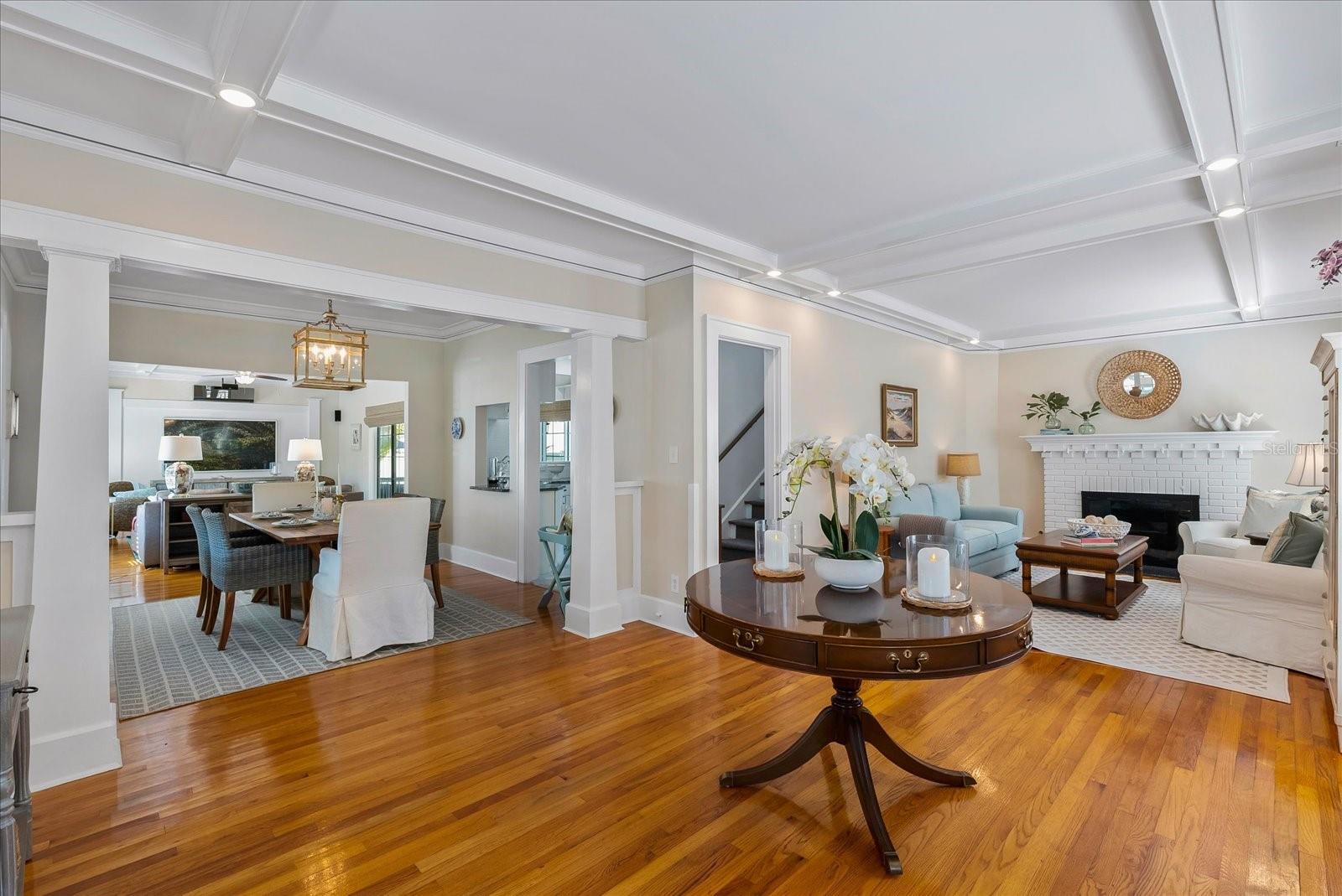 Image 7 of 64 For 235 10th Avenue Ne