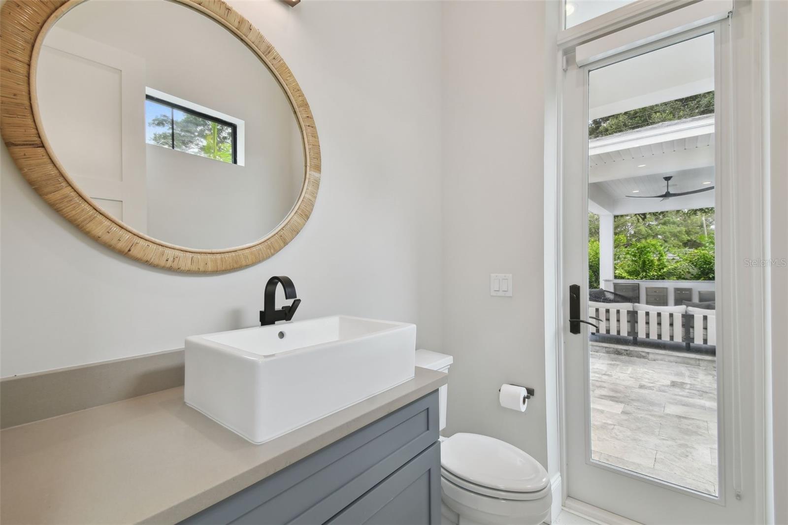 Image 26 of 67 For 4109 Inman Avenue