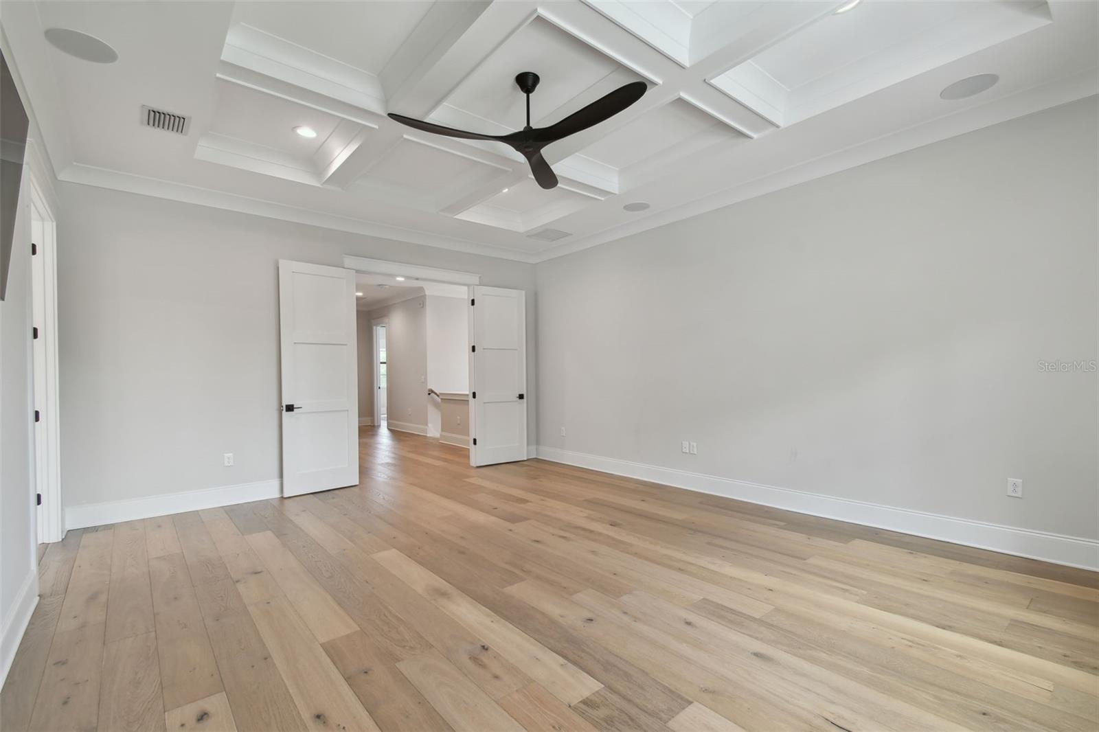 Image 30 of 67 For 4109 Inman Avenue