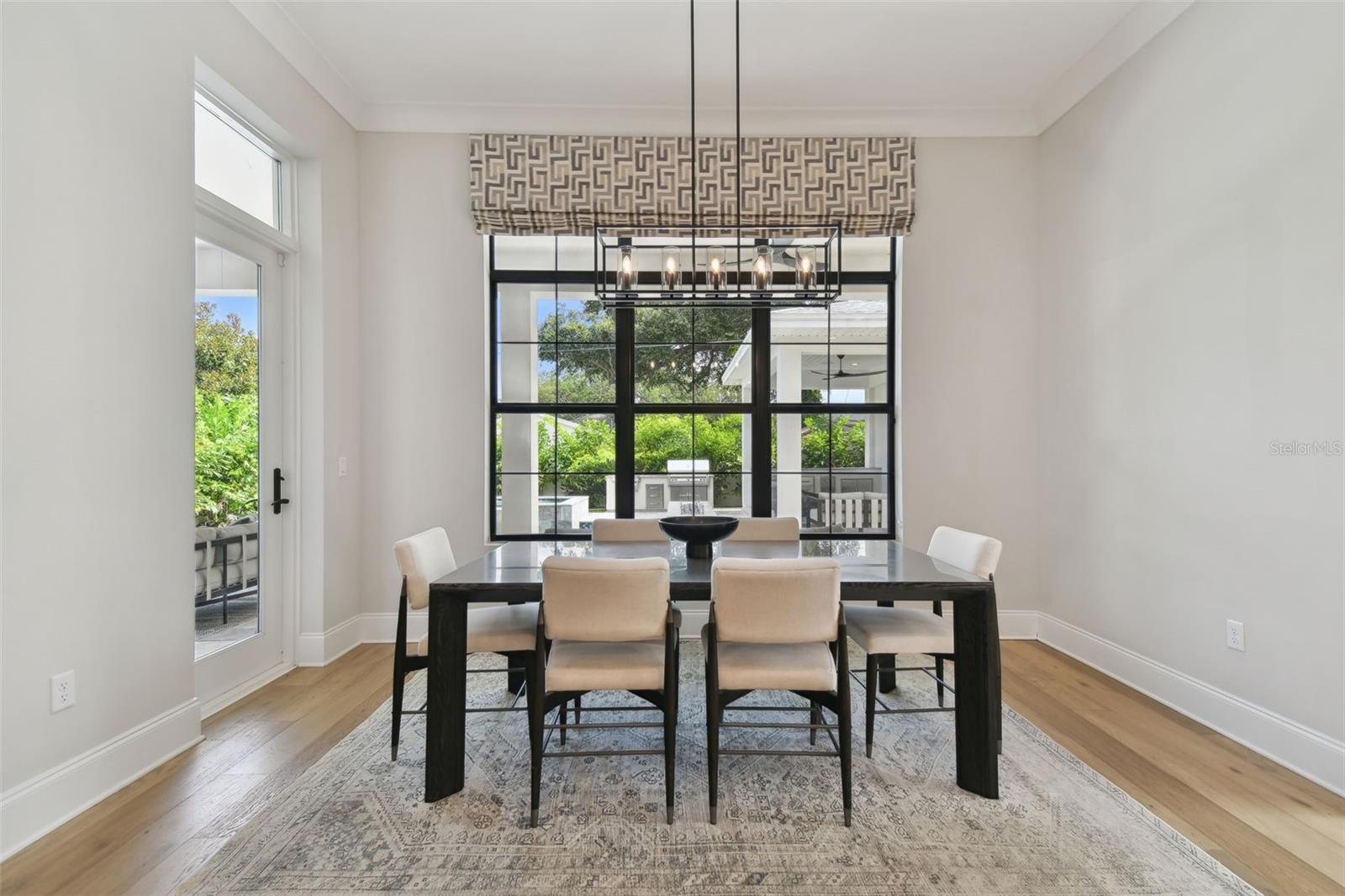 Image 4 of 67 For 4109 Inman Avenue