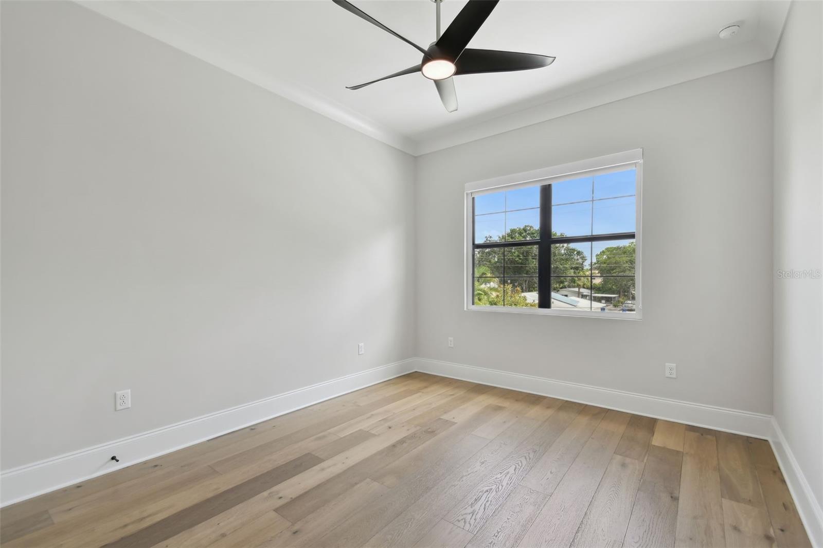 Image 44 of 67 For 4109 Inman Avenue