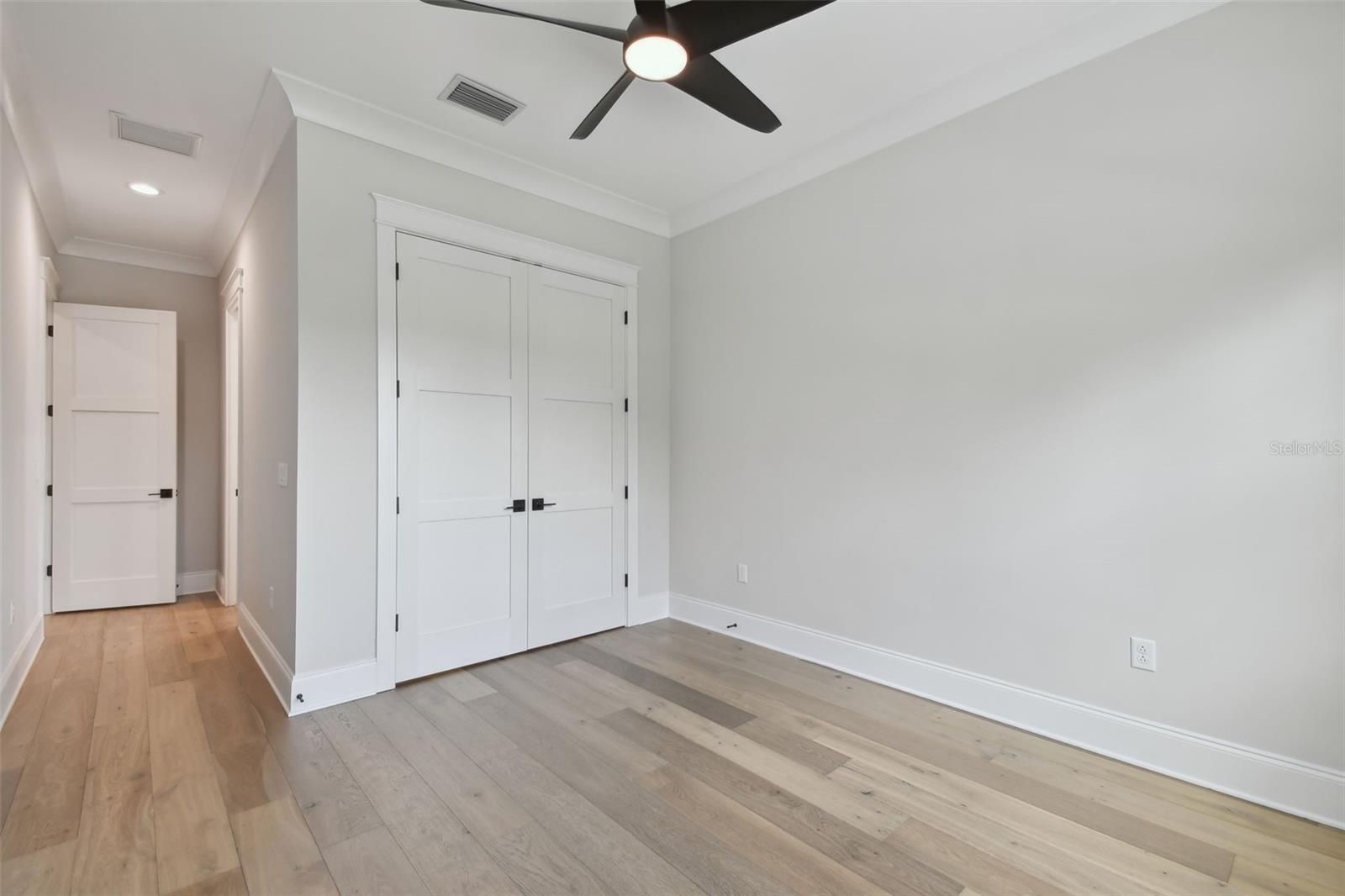 Image 45 of 67 For 4109 Inman Avenue