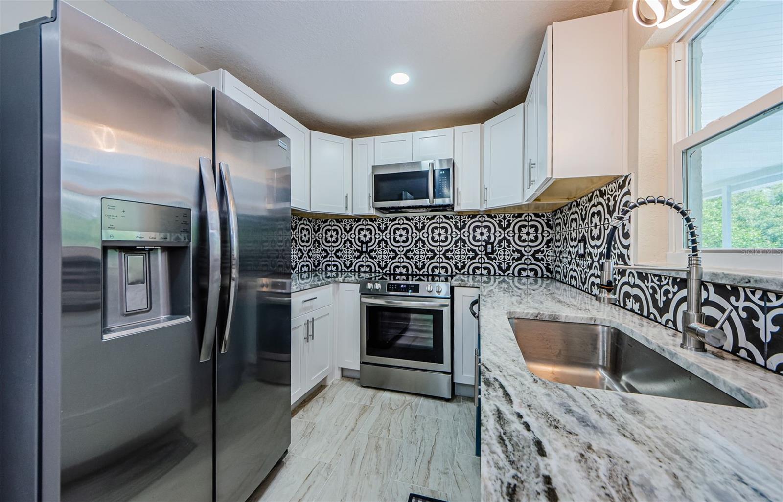 Image 16 of 52 For 7332 Janczlik Dr