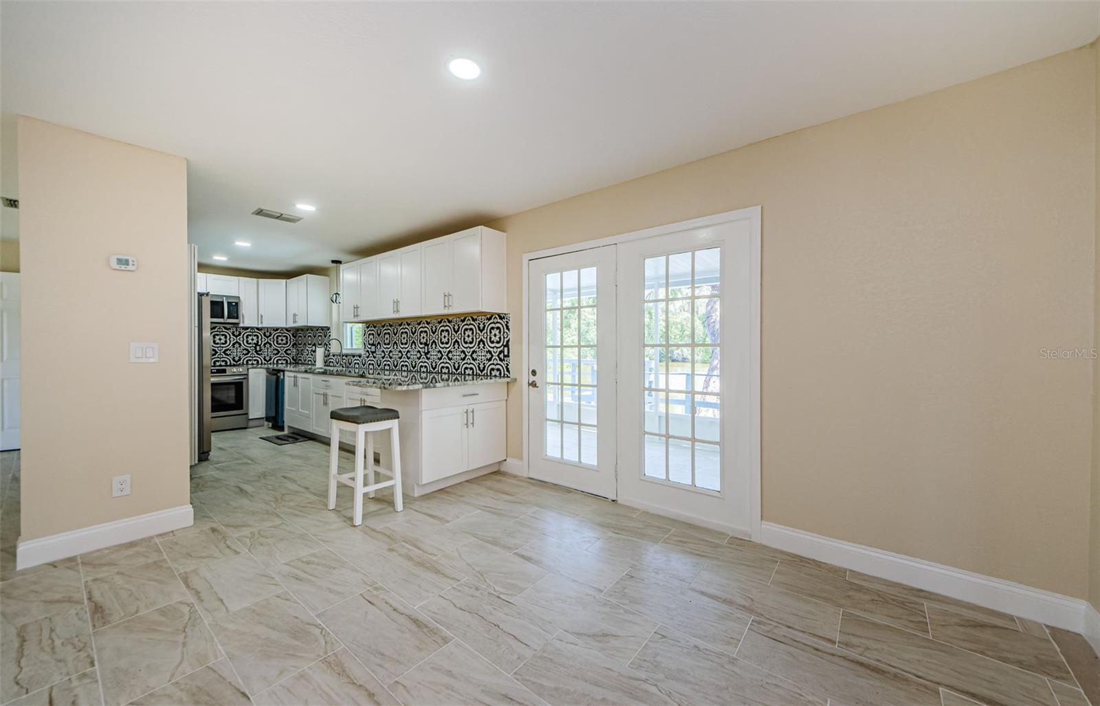 Image 18 of 52 For 7332 Janczlik Dr