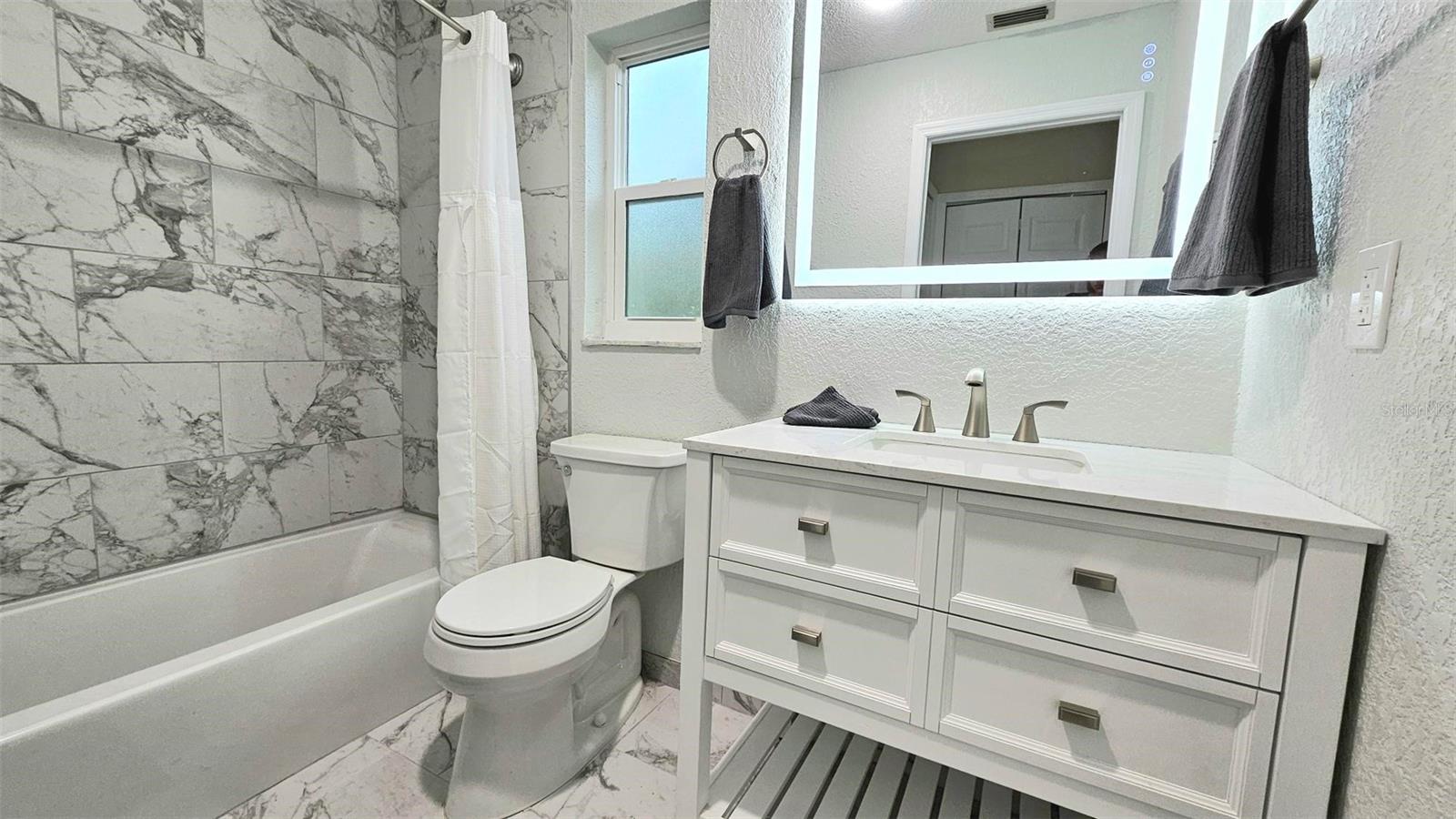 Image 21 of 52 For 7332 Janczlik Dr