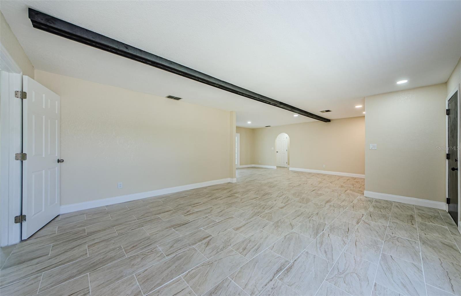 Image 8 of 52 For 7332 Janczlik Dr