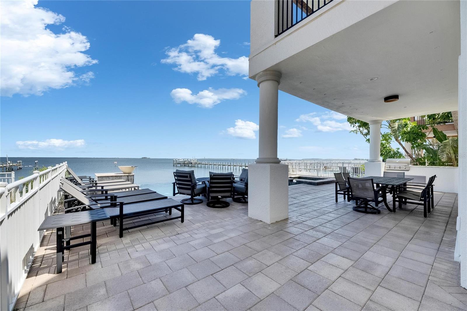 Listing photo id 21 for 6418 Bright Bay Court