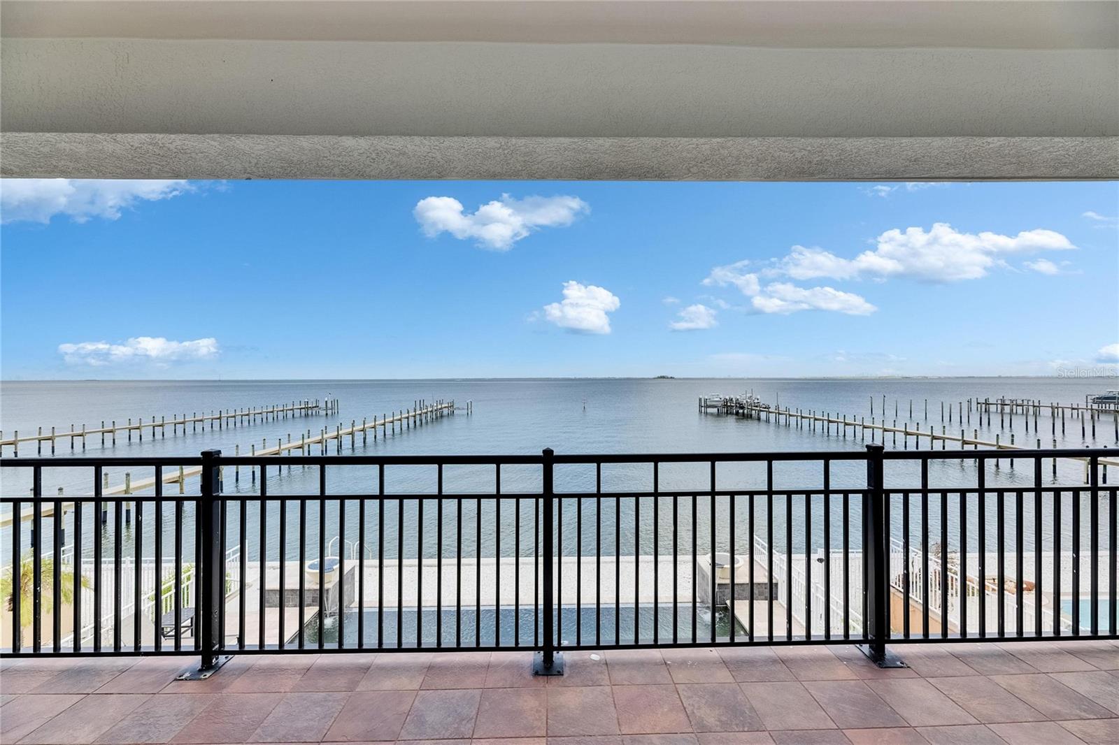 Listing photo id 34 for 6418 Bright Bay Court