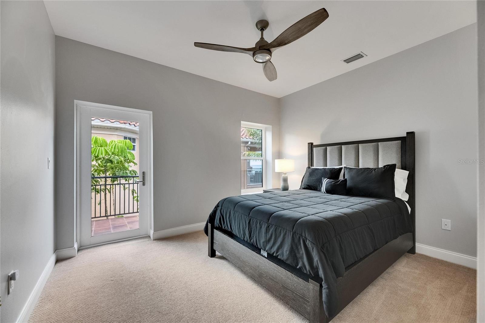 Listing photo id 45 for 6418 Bright Bay Court