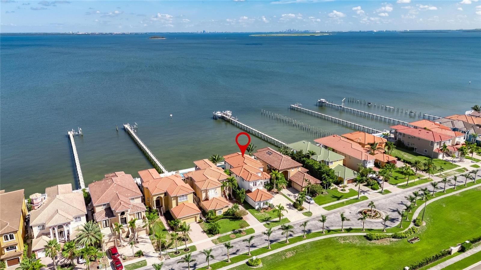 Listing photo id 49 for 6418 Bright Bay Court