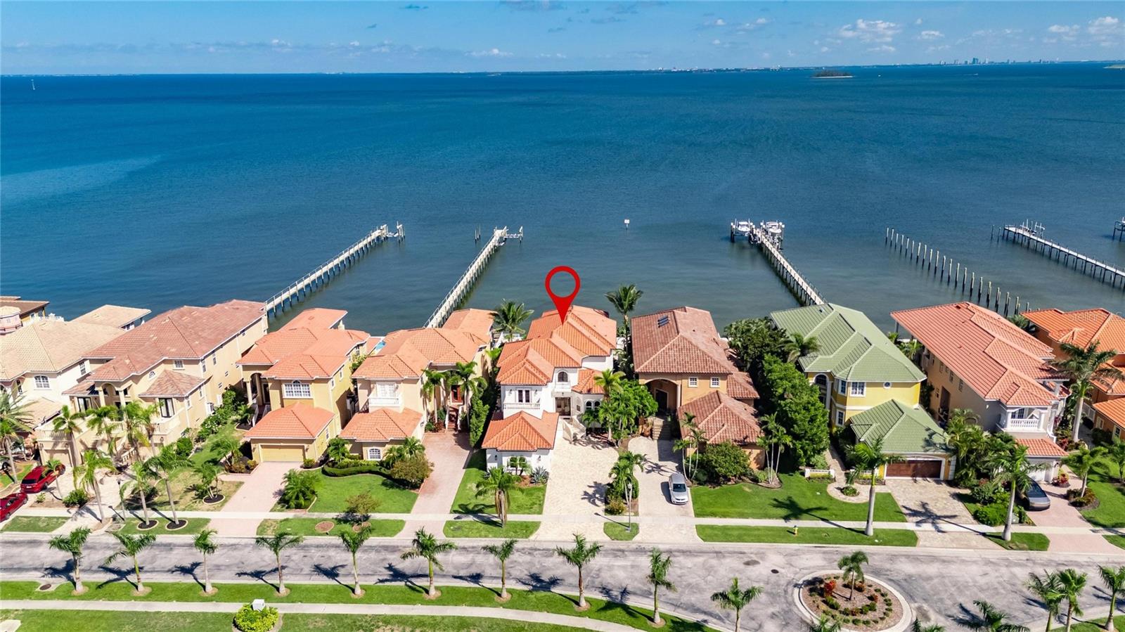 Listing photo id 50 for 6418 Bright Bay Court