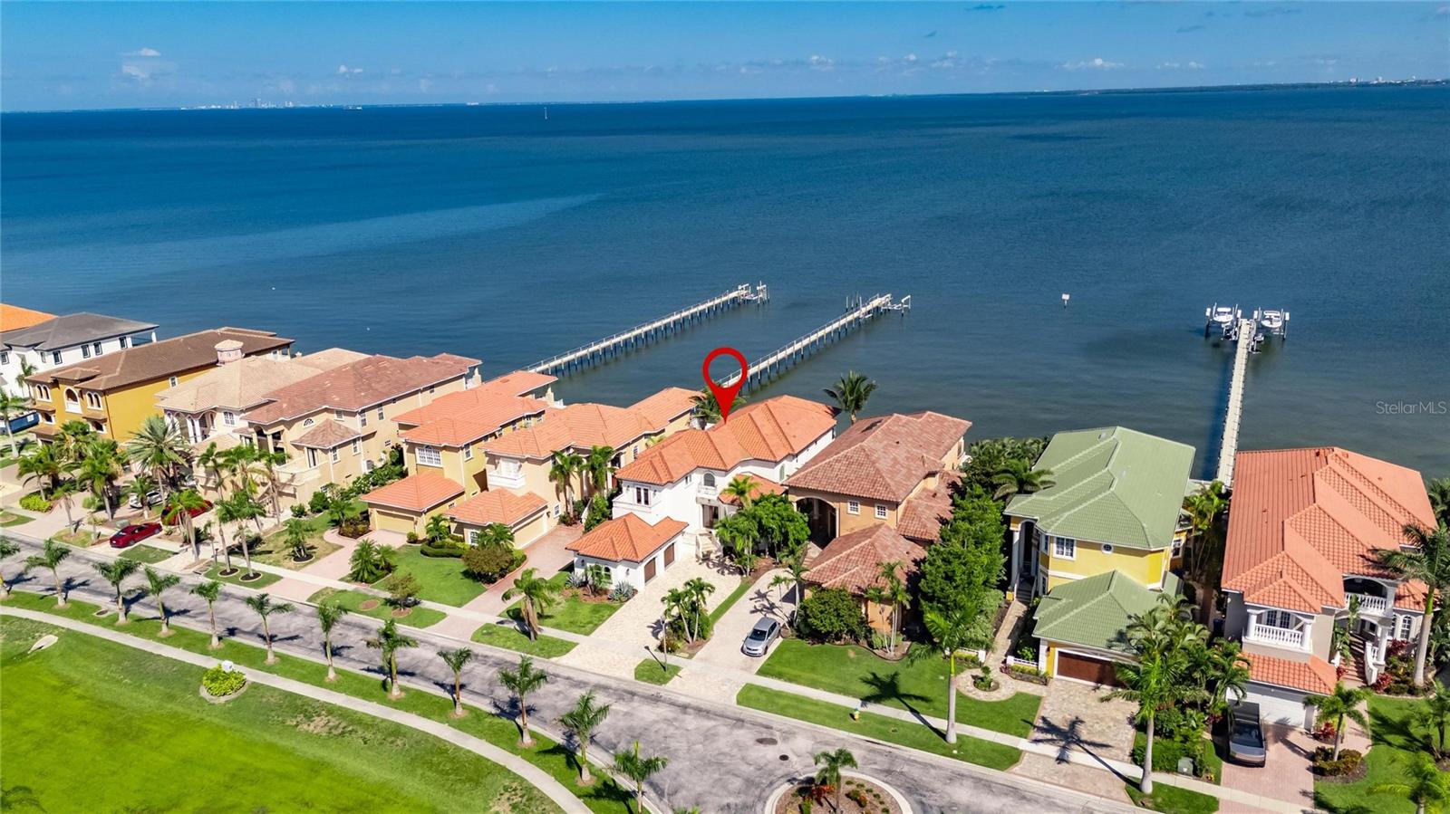 Listing photo id 51 for 6418 Bright Bay Court