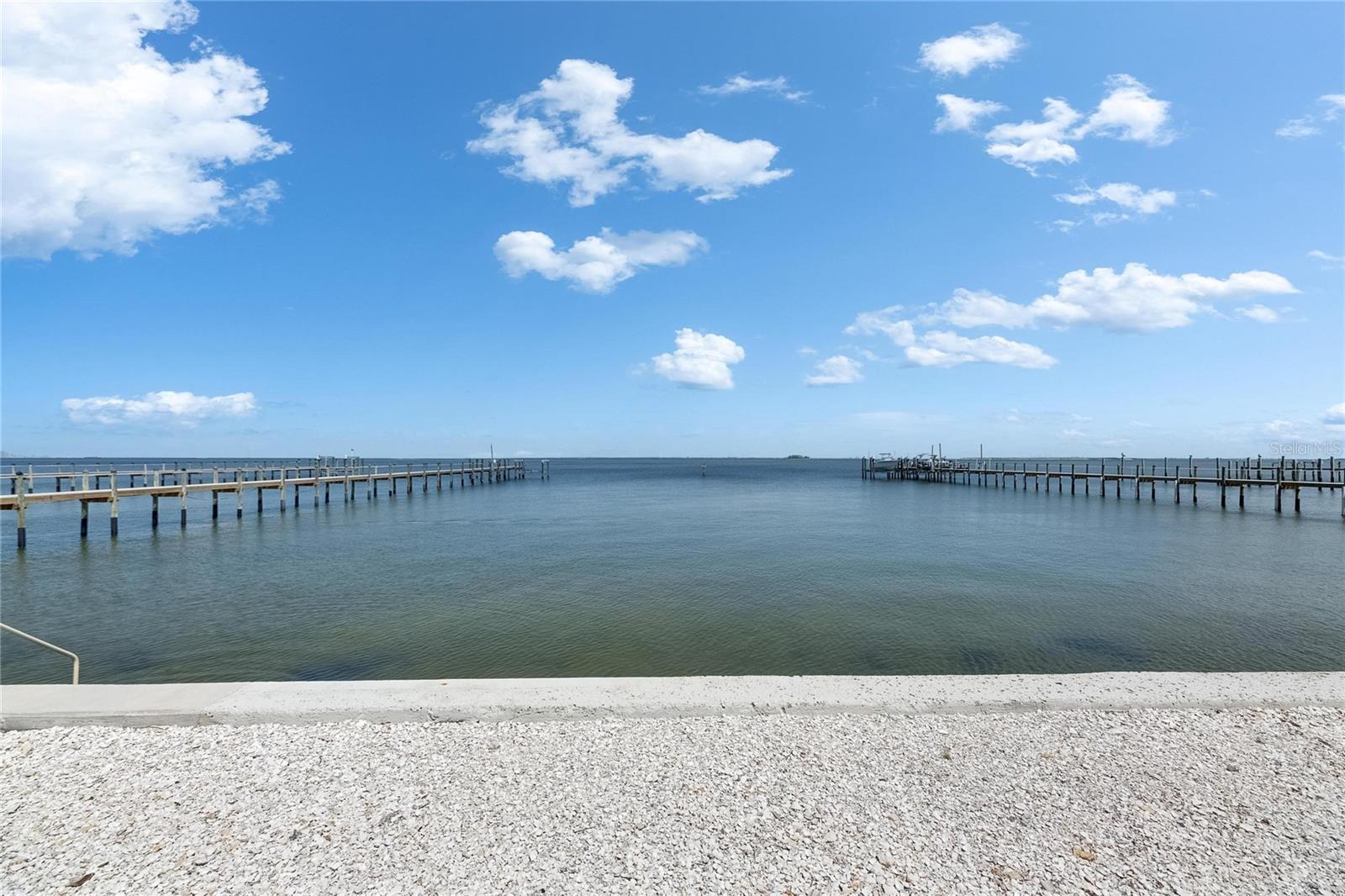 Listing photo id 59 for 6418 Bright Bay Court