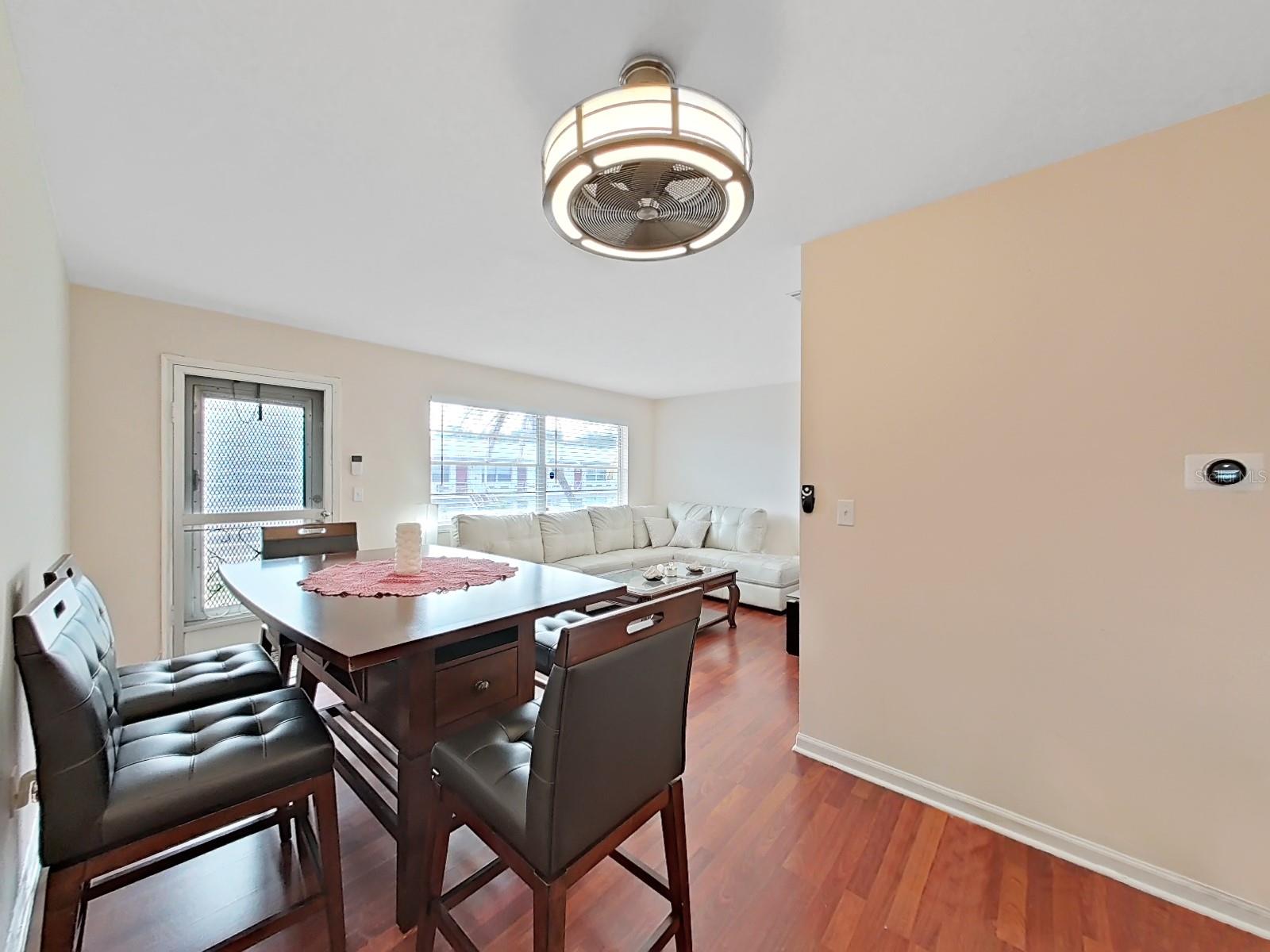 Image 10 of 28 For 1921 58th Avenue N 15