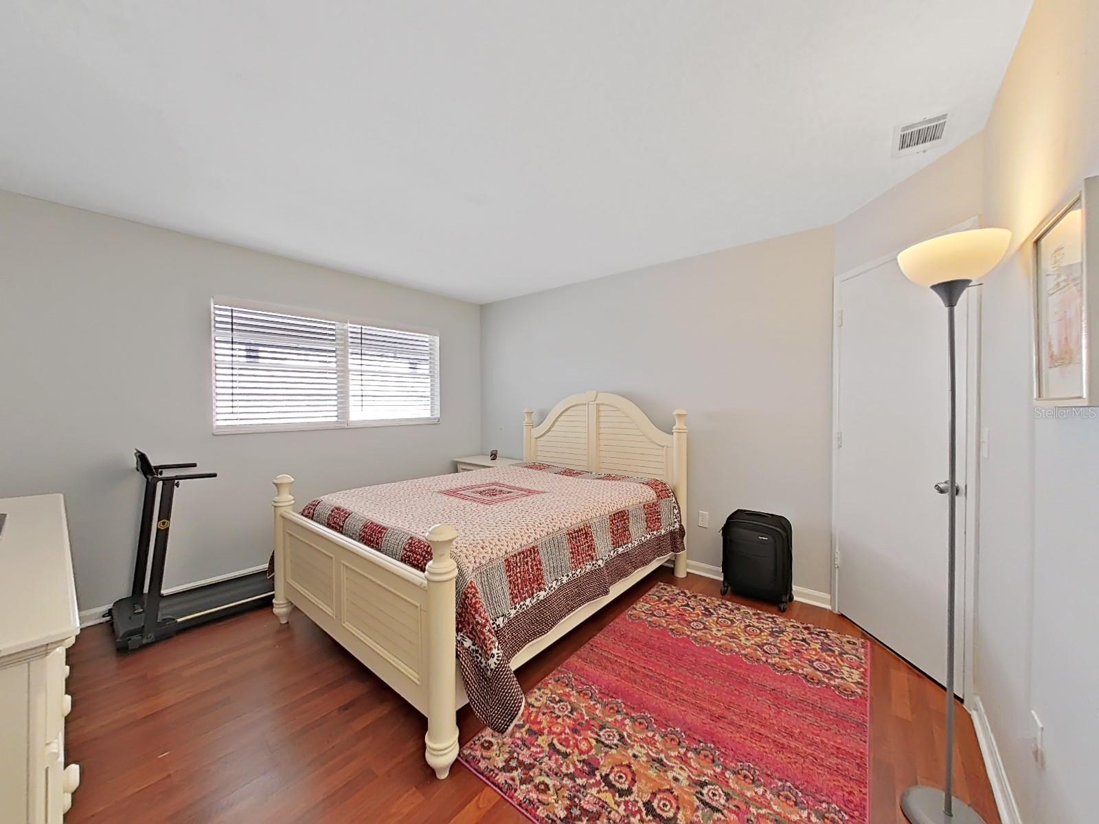 Image 13 of 28 For 1921 58th Avenue N 15