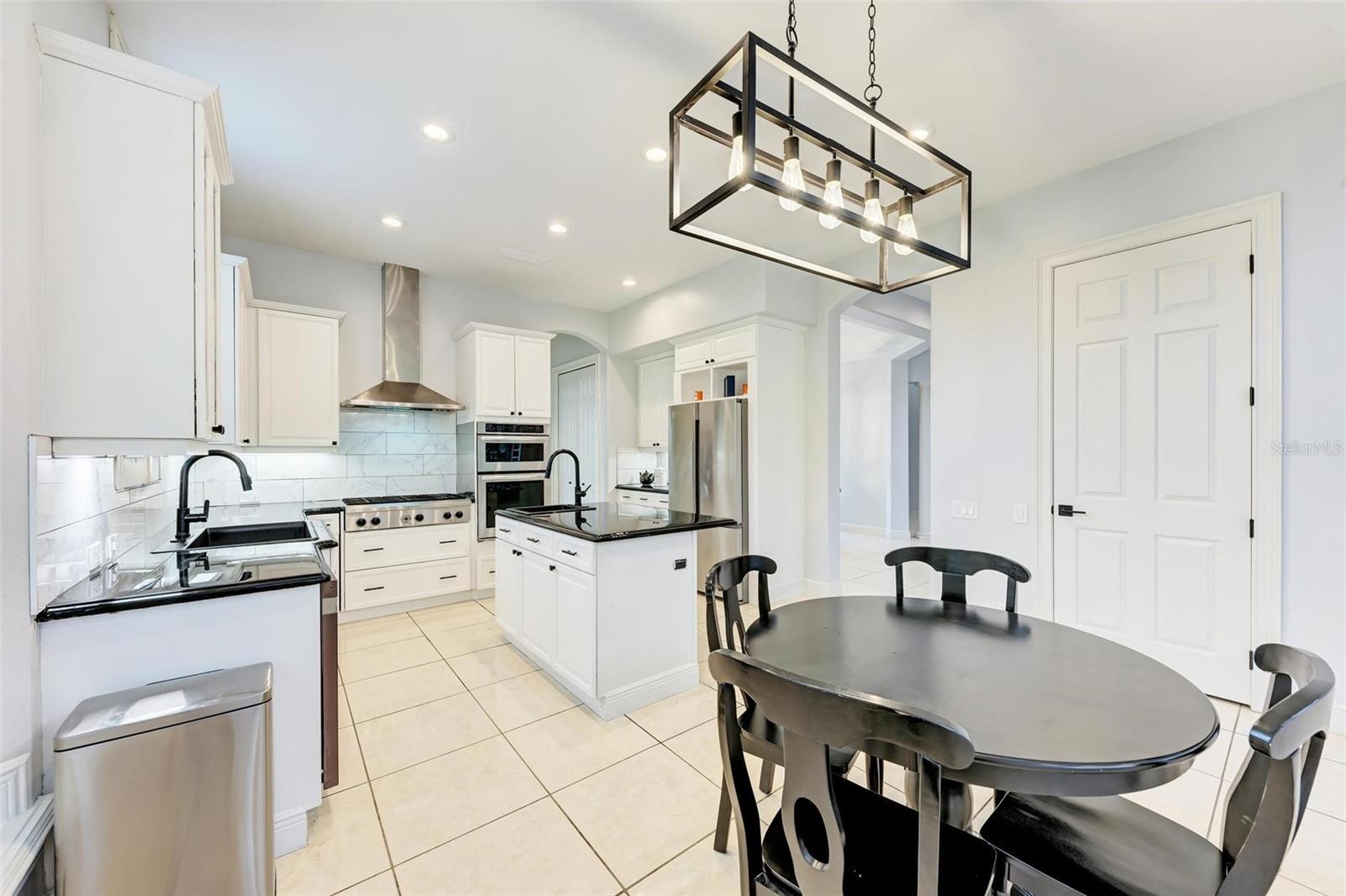 Image 12 of 78 For 7803 Mathern Court
