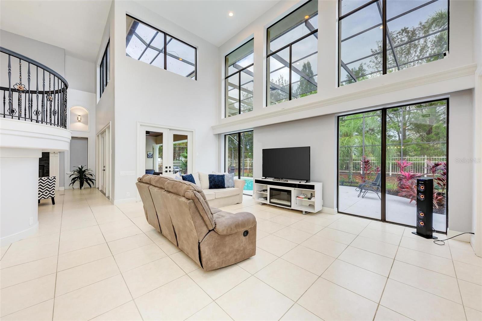 Image 16 of 78 For 7803 Mathern Court