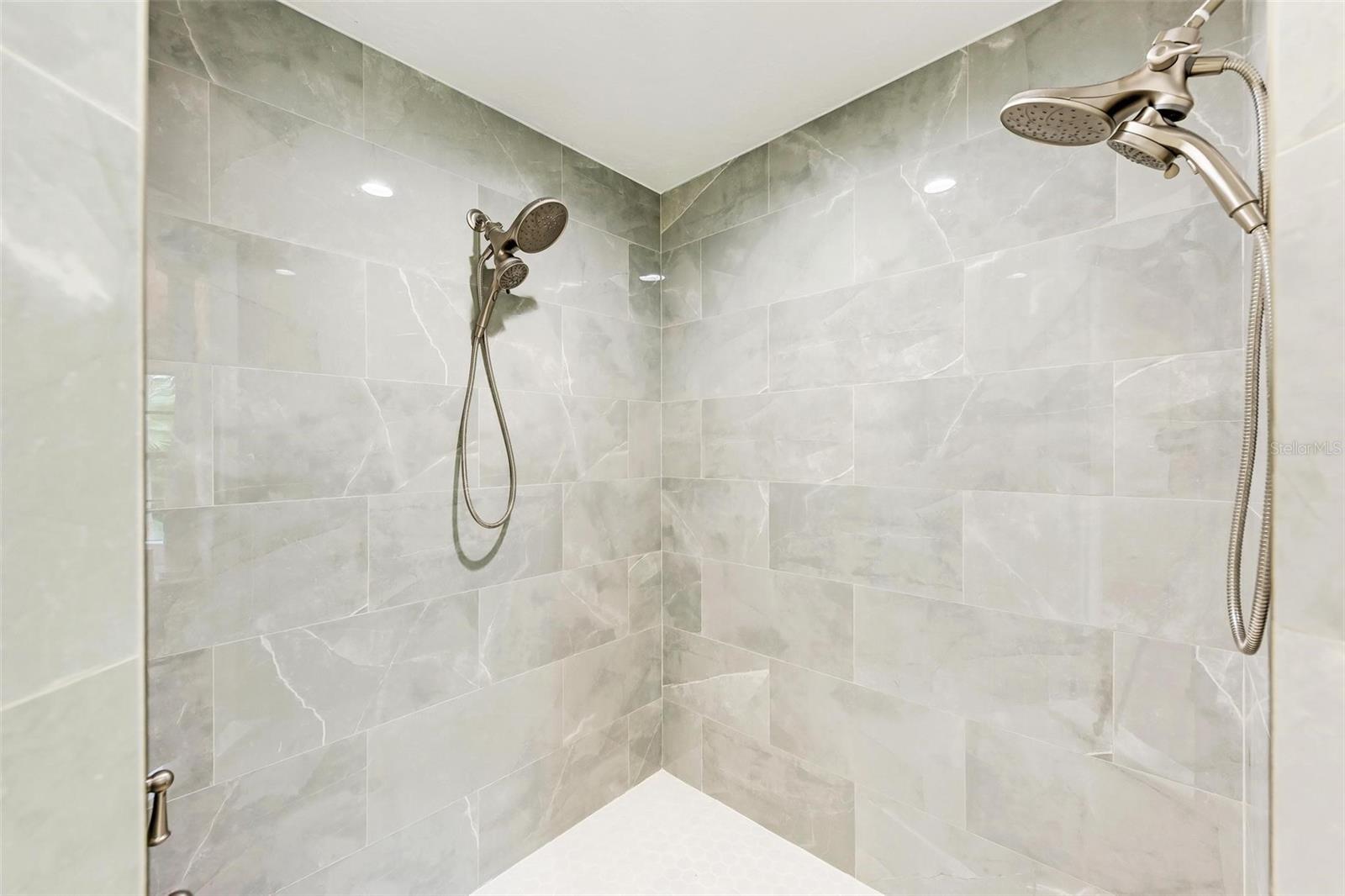 Image 32 of 78 For 7803 Mathern Court