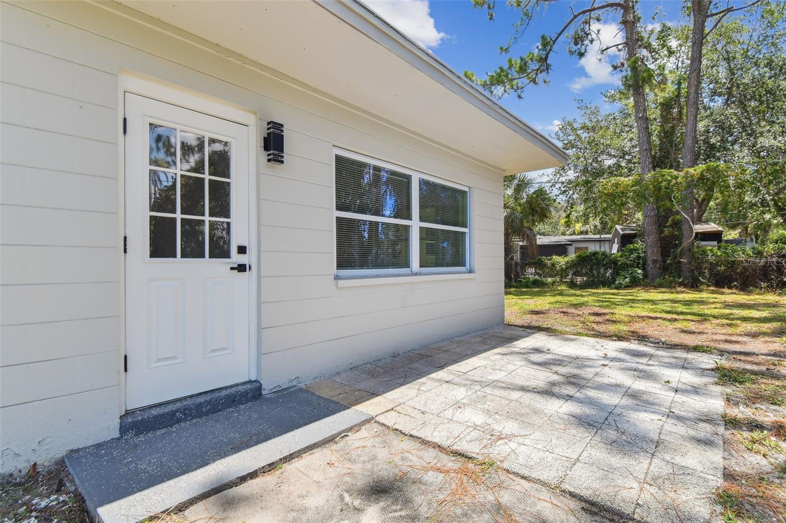 Listing photo id 57 for 7704 Tanglewood Lane