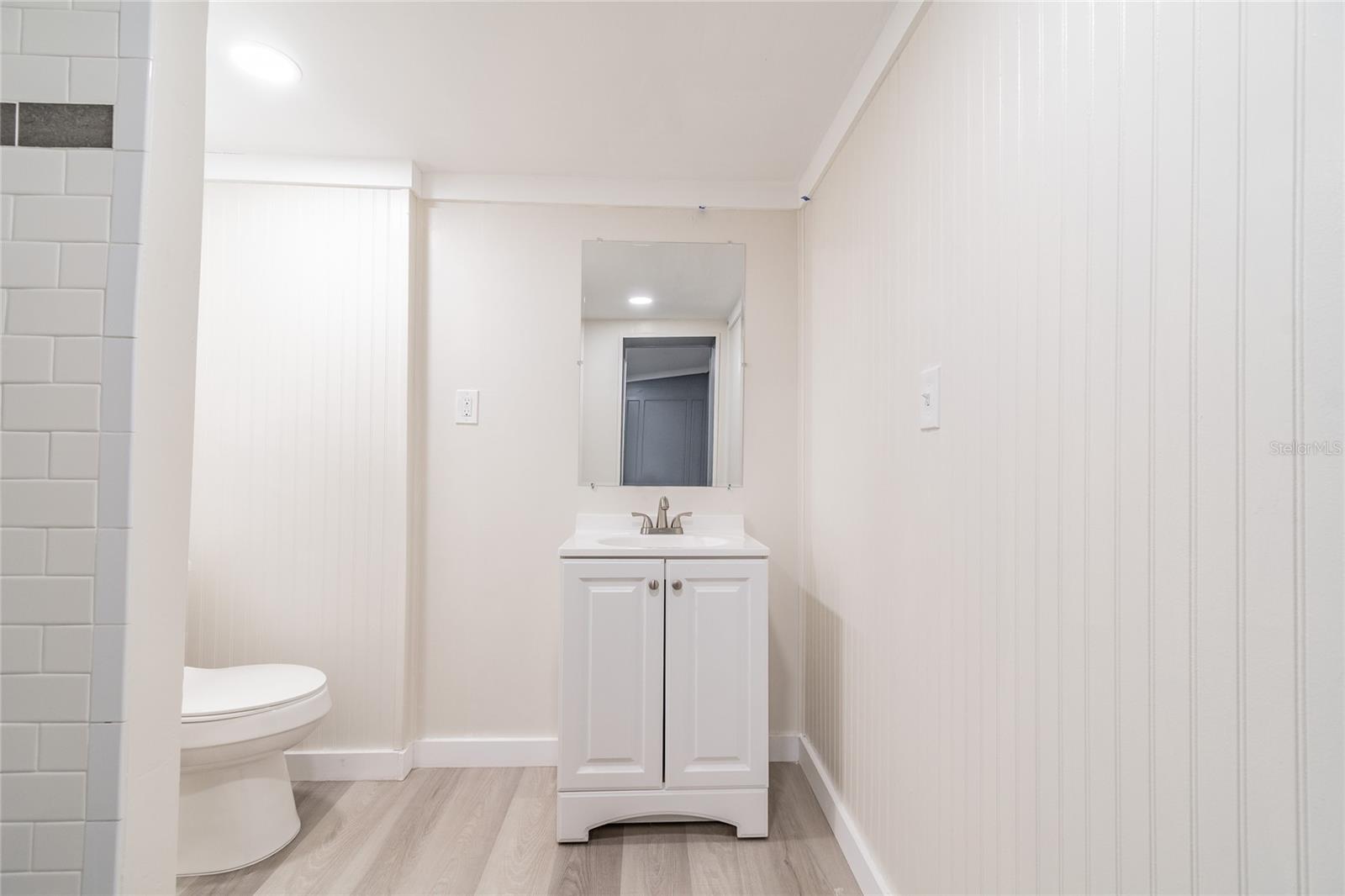 Image 5 of 11 For 2219 24th Avenue S 2